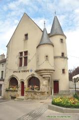 photo office de tourisme Arnay-le-Duc