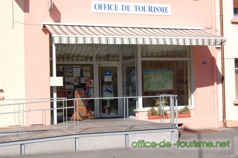 photo de l'enseigne photo de l'office de tourisme de Corcieux dans les Vosges.