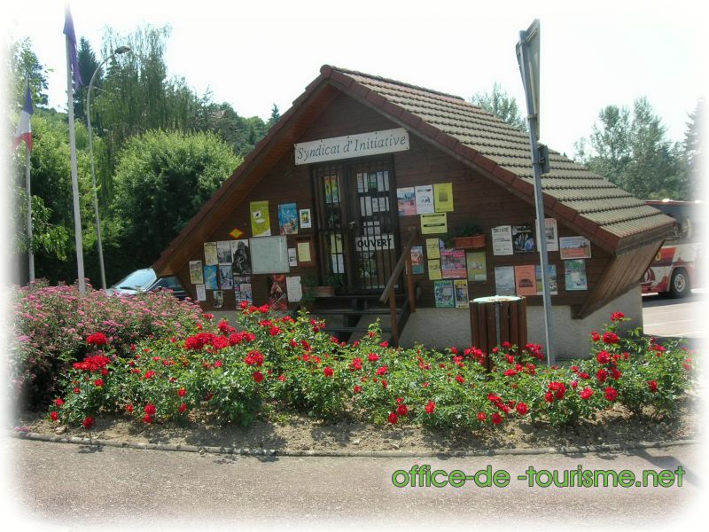 photo de l'enseigne photo du syndicat d'initiative de Saint-Just-en-Chevalet dans la Loire.