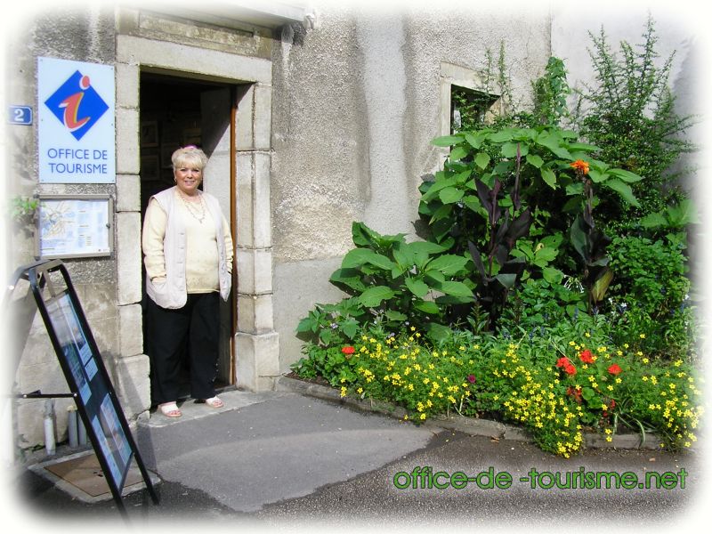 photo de l'enseigne photo de l'office de tourisme d'Is-sur-Tille en Côte-d'or.