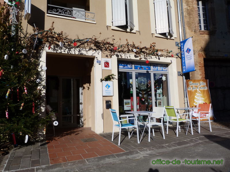photo de l'enseigne photo de l'office de tourisme de Lombez dans le Gers.