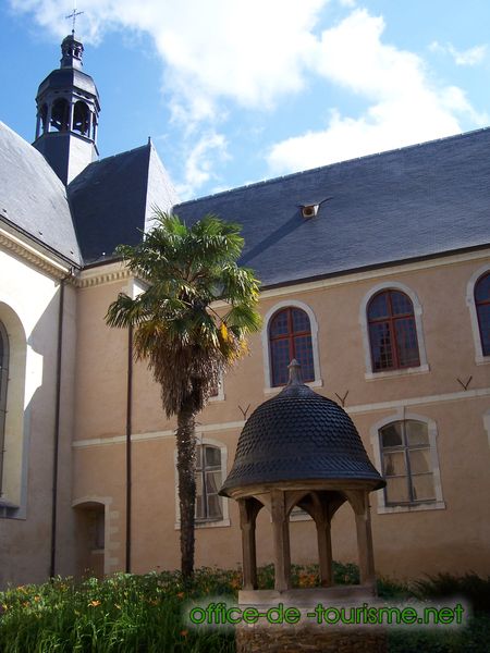 photo de l'enseigne photo de l'office de tourisme de Château-Gontier-sur-Mayenne en Mayenne.