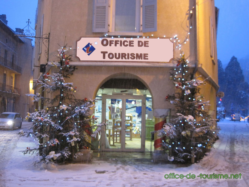 photo de l'enseigne photo de l'office de tourisme de Jausiers dans les Alpes de Haute-Provence.