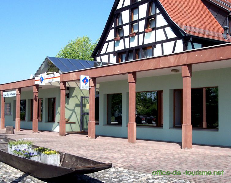 photo de l'enseigne photo de l'office de tourisme de Village-Neuf dans le Haut-Rhin.