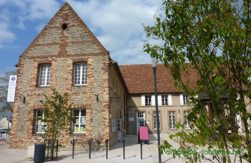 photo de l'enseigne photo de l'office de tourisme de Gournay-en-Bray en Seine-Maritime.