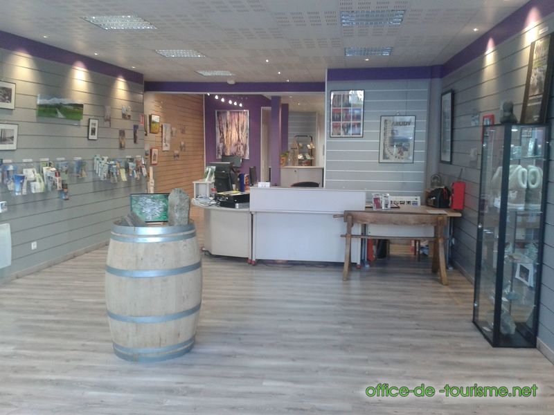 photo de l'enseigne photo de l'office de tourisme d'Arudy dans les Pyrénées-Atlantiques.
