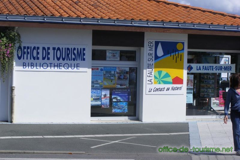 photo de l'enseigne photo de l'office de tourisme de L'Aiguillon-la-Presqu'île en Vendée.
