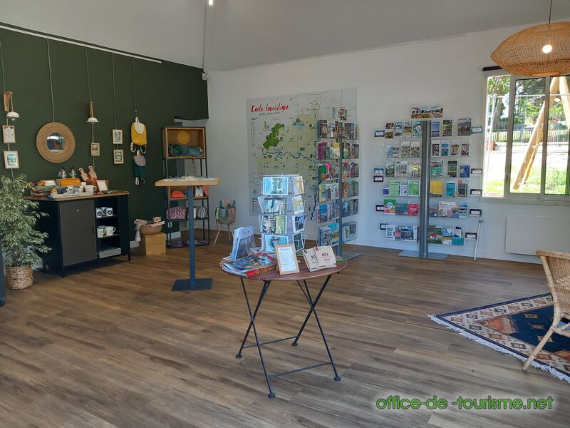 photo de l'équipe photo de l'équipe de l'office de tourisme de Sucé-sur-Erdre en Loire-Atlantique.